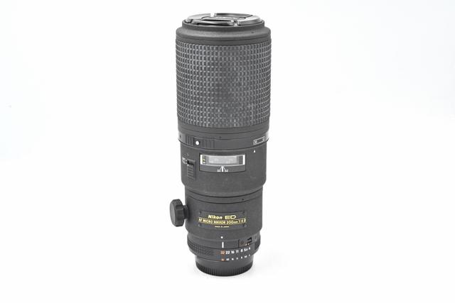 Объектив Nikon AF 200mm f/4 D IF-ED Micro, с.н. 410571 (состояние 5-) (б/у)