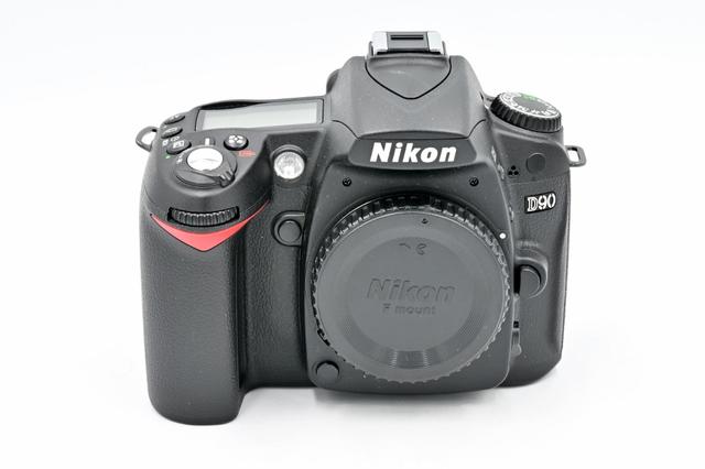 Зеркальный фотоаппарат Nikon D90 Body (состояние 5-) (б/у)