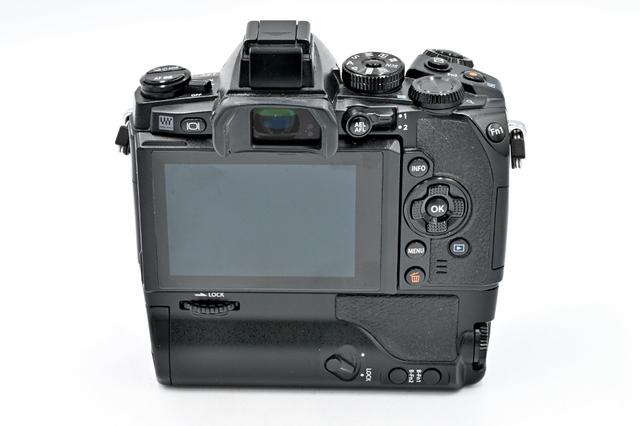 Беззеркальный фотоаппарат Olympus OM-D E-M1 Body (состояние 5) (б/у)