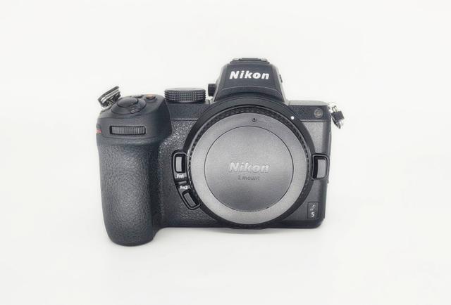 Беззеркальный фотоаппарат Nikon Z5 Body (состояние 5) (б/у)