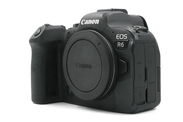 Беззеркальный фотоаппарат Canon EOS R6 Body (состояние 4) (б/у)