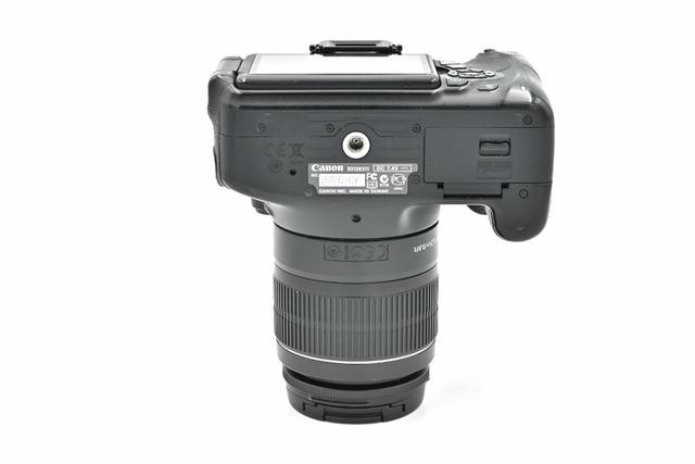 Зеркальный фотоаппарат Canon EOS 600D Kit 18-55mm f/3.5-5.6 IS II (состояние 4) (б/у)
