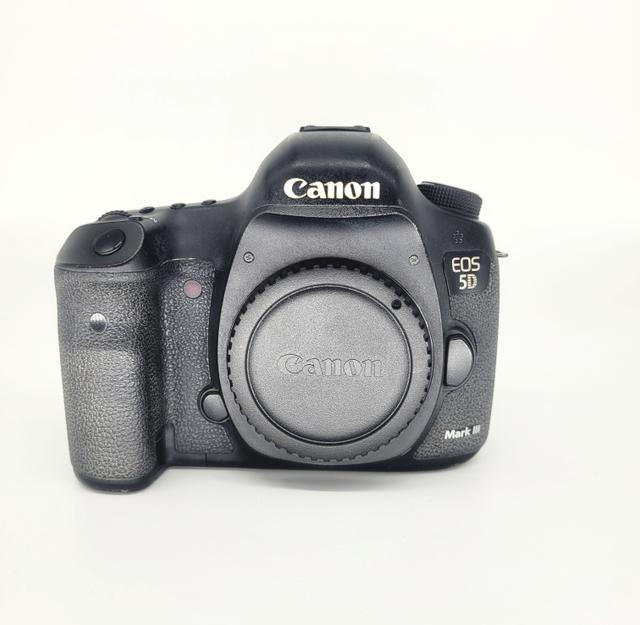 Зеркальный фотоаппарат Canon EOS 5D Mark III Body (состояние 4) (б/у)